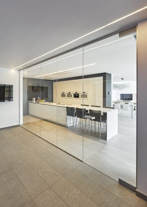 pintu kaca frameless